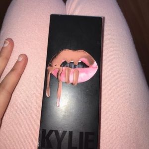 Kylie Jenner Matte lipstick